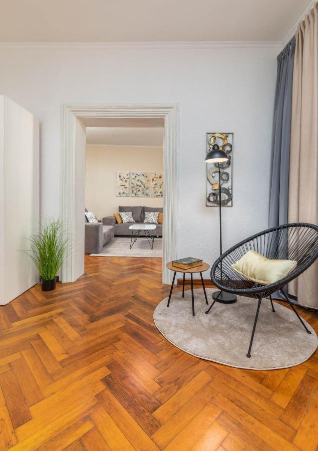 Apartment Melanie Pula Exterior photo