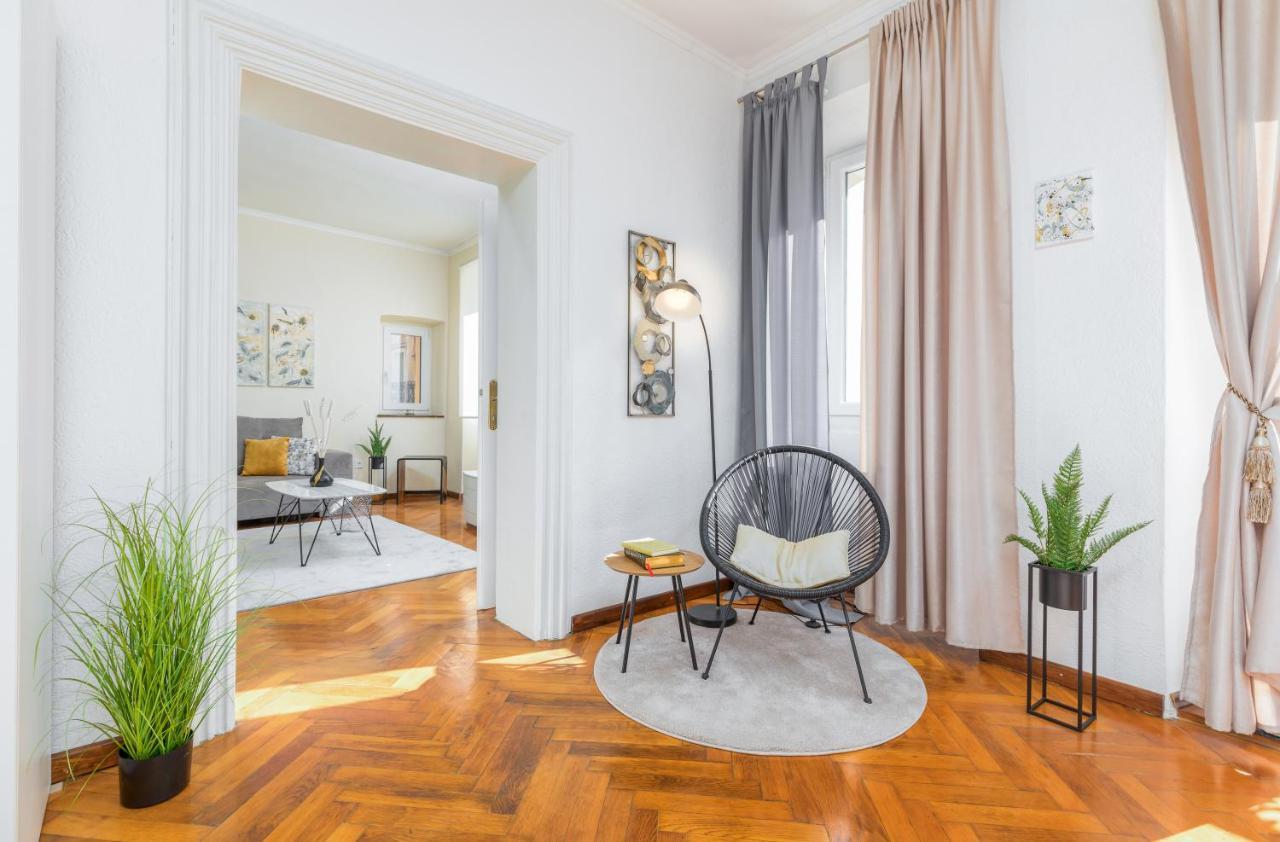 Apartment Melanie Pula Exterior photo